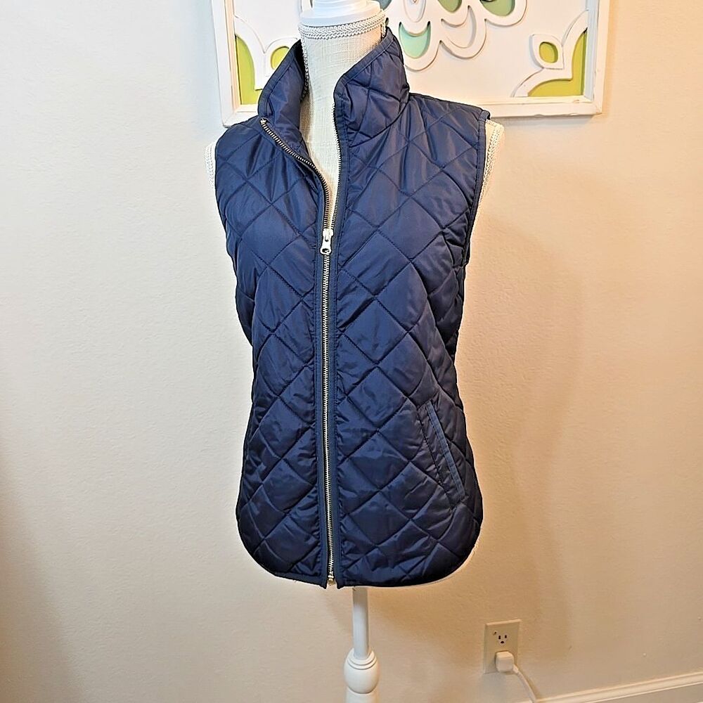 Old Navy Women's Quilted Puff Vest Navy Blue Size Medium Gold Zipper Pockets